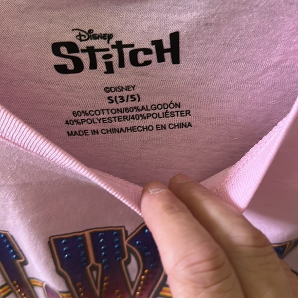 DISNEY Stitch sparkling Logo on a light pink T-shirt in size 11-13 - Picture 4 of 5